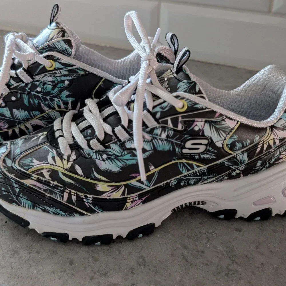 Skechers D’Lites Women’s Sneakers – Tropical Print – Size 6.5 - Picture 2 of 6